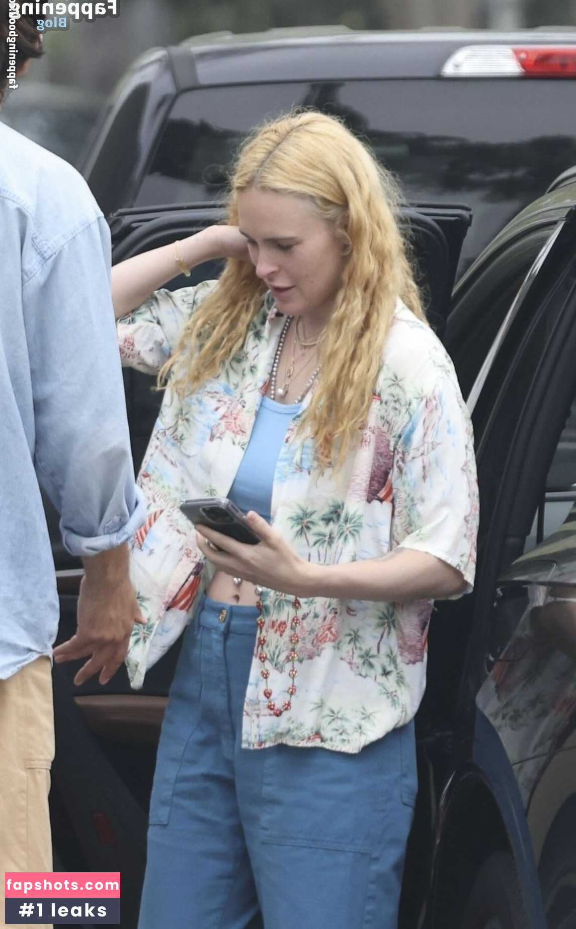 Rumer Willis gallery photo #98