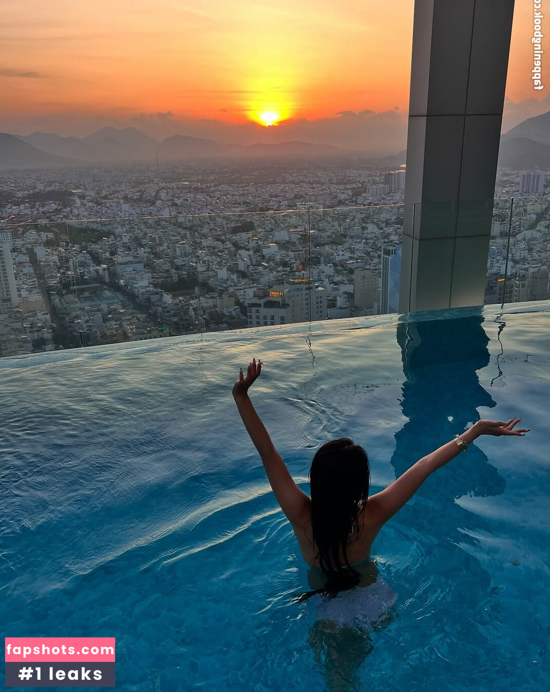 runa_1080 Nude Leaks OnlyFans Photos #6 - LeakJerk