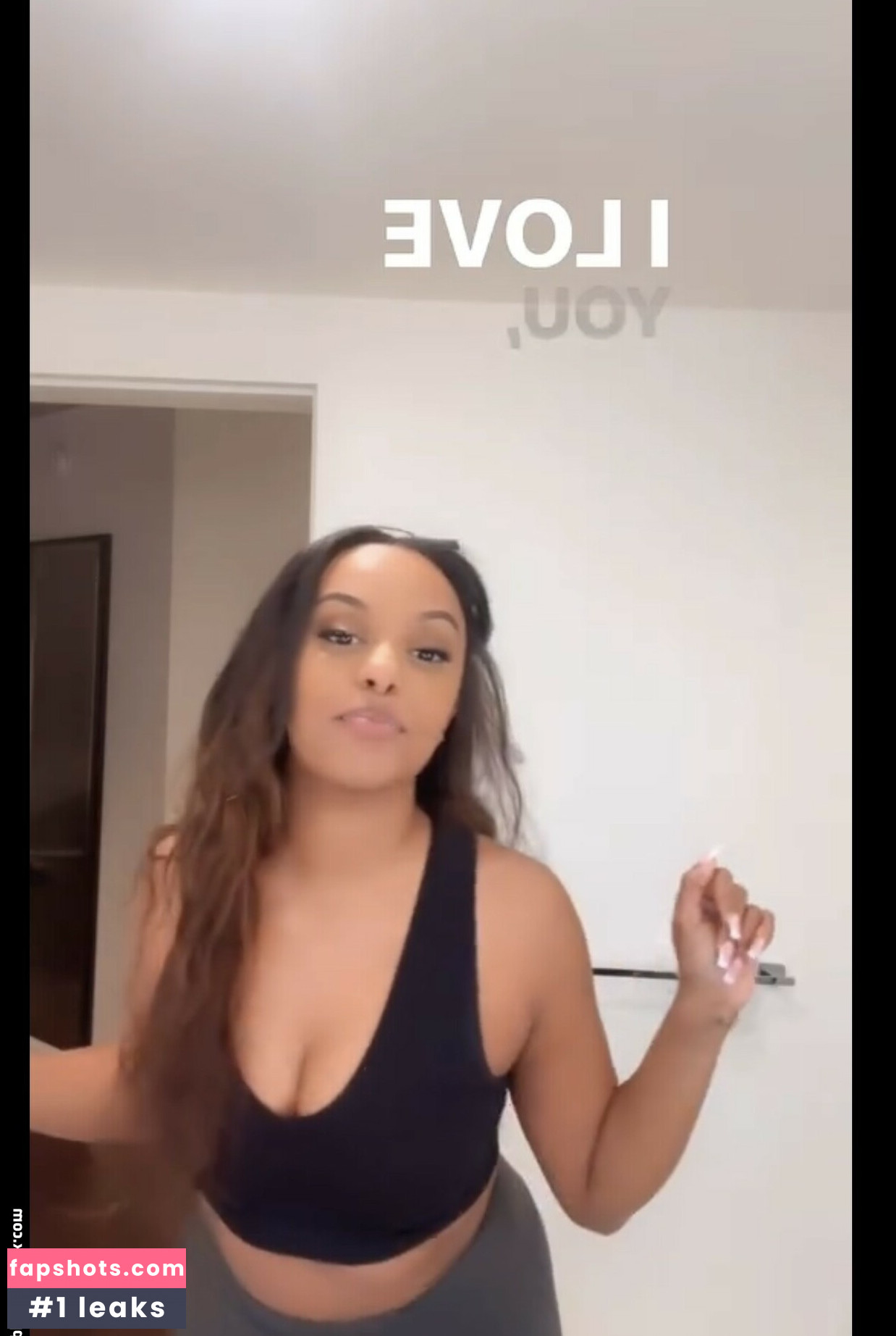 Ruth B. nude babe gallery