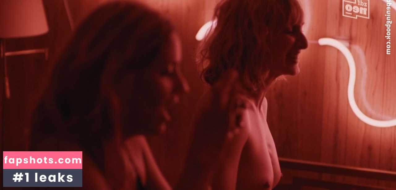 Ruth Becquart gallery photo #6