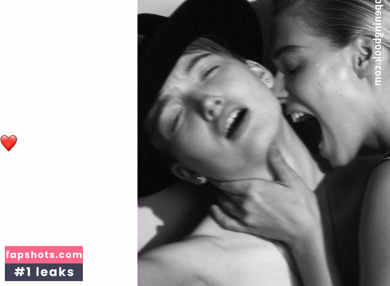 Ruth Bell gallery photo #11