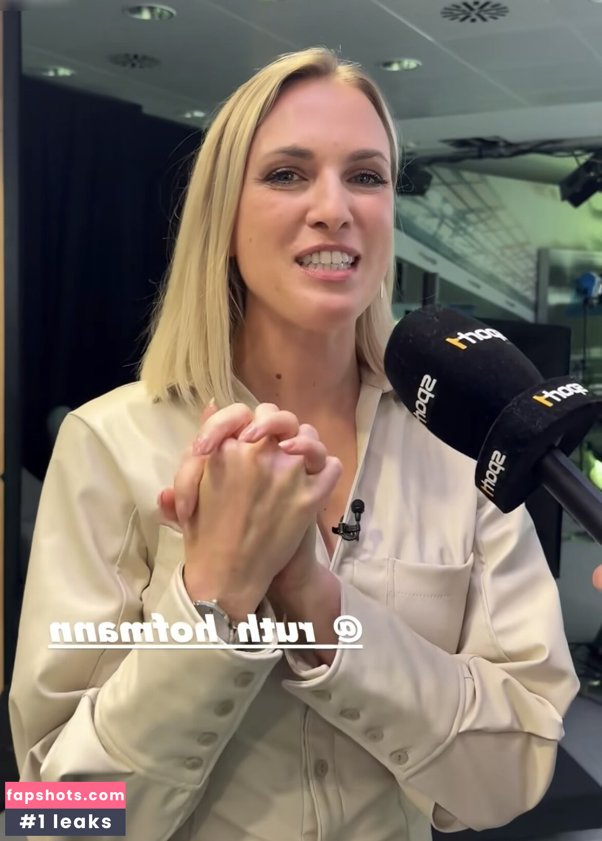 Ruth Hofmann gallery photo #13