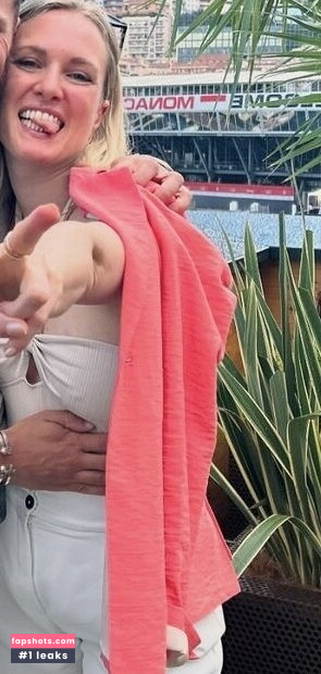 Ruth Hofmann gallery photo #29