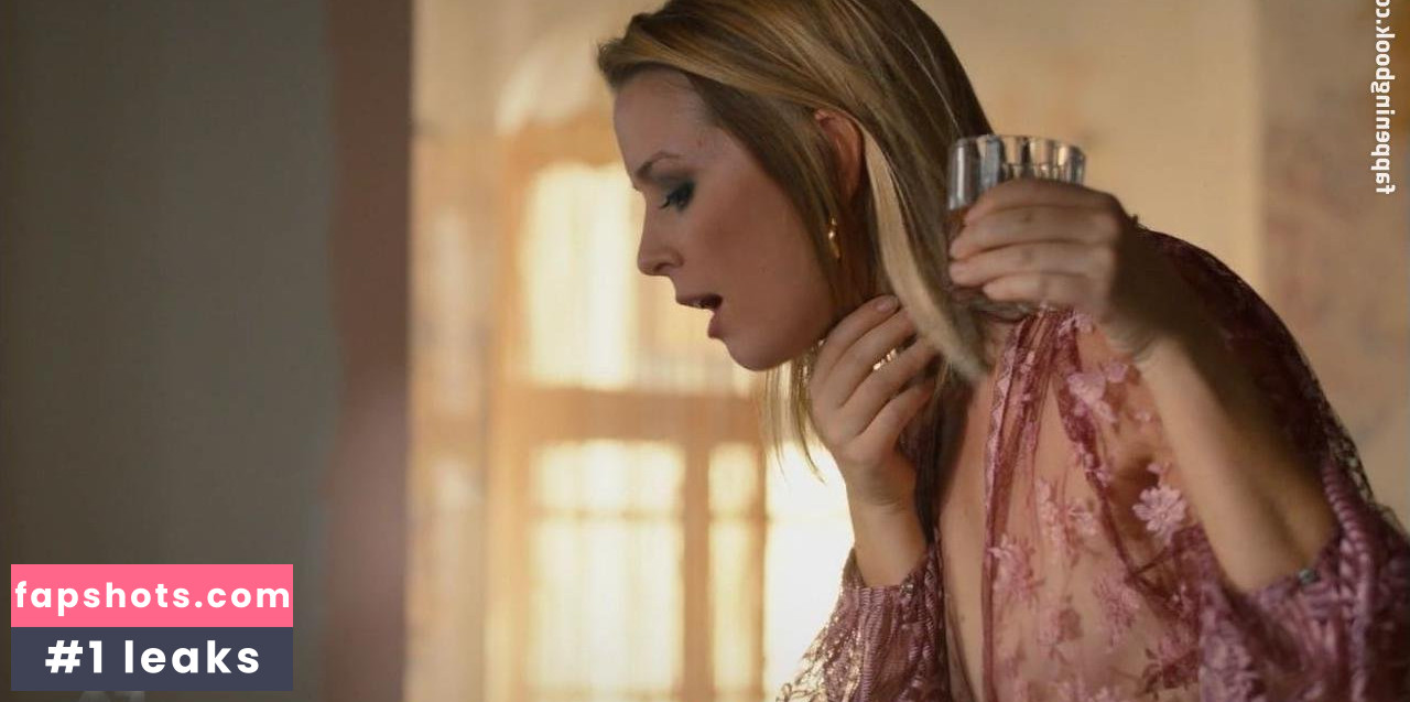 Ruth Kearney gallery photo #6