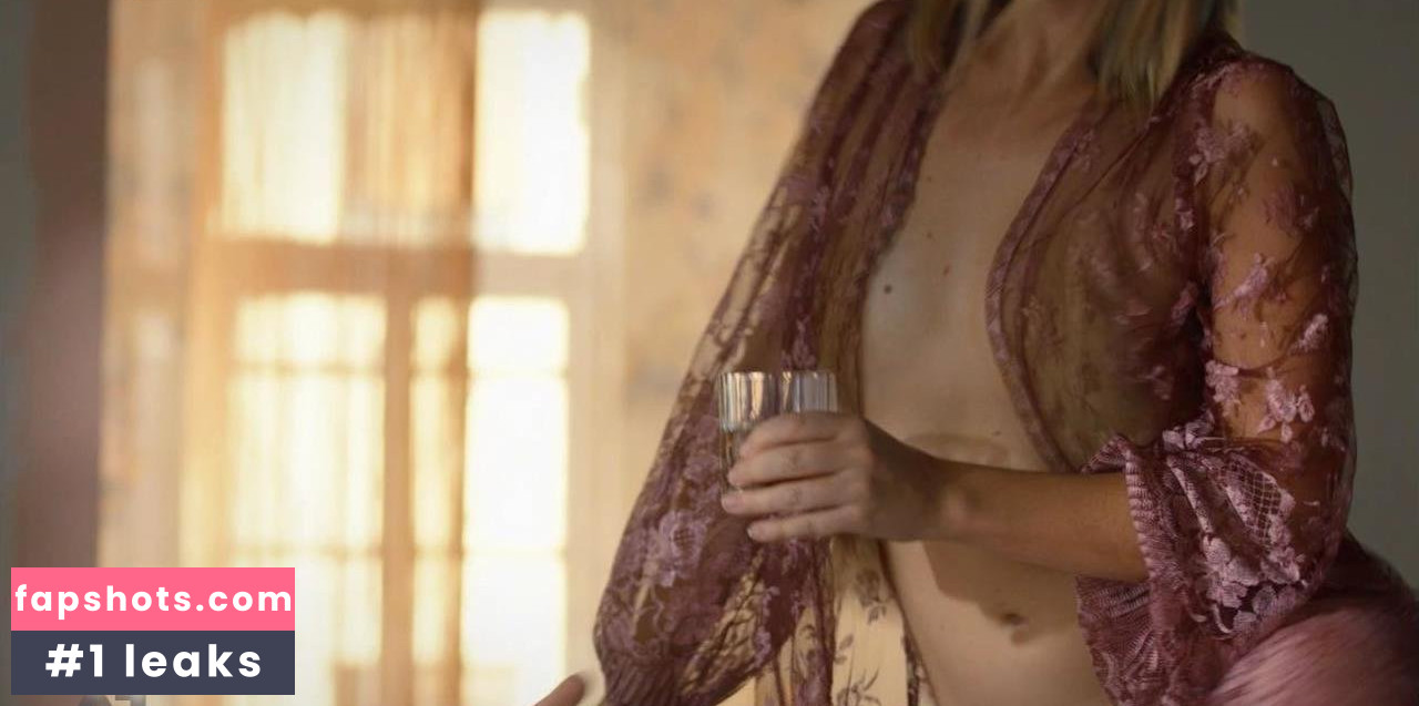 Ruth Kearney gallery photo #7