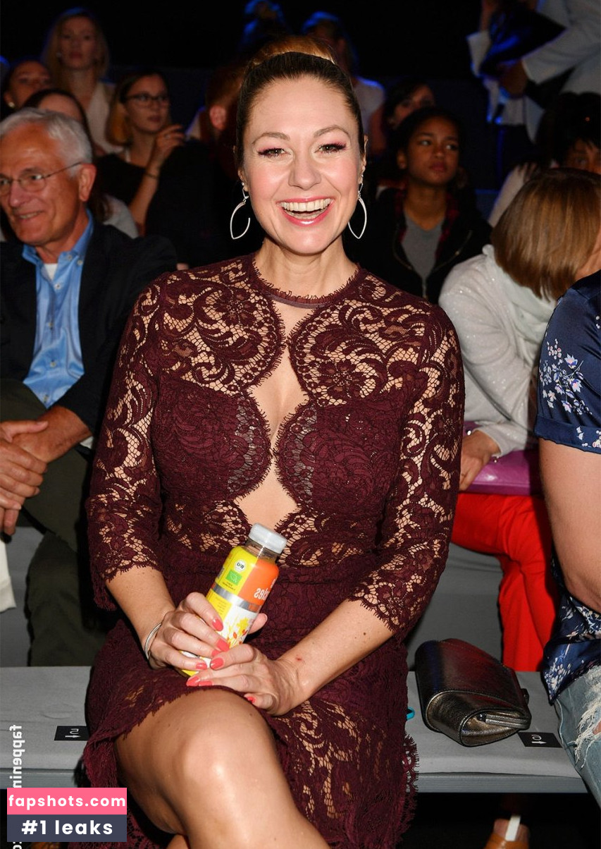 Ruth Moschner Nahé úniky fotek pouze od fanoušků #190 - Fapshots