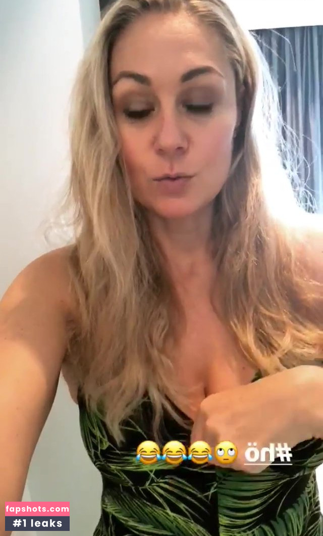 Ruth Moschner Nahé úniky fotek pouze od fanoušků #223 - Fapshots