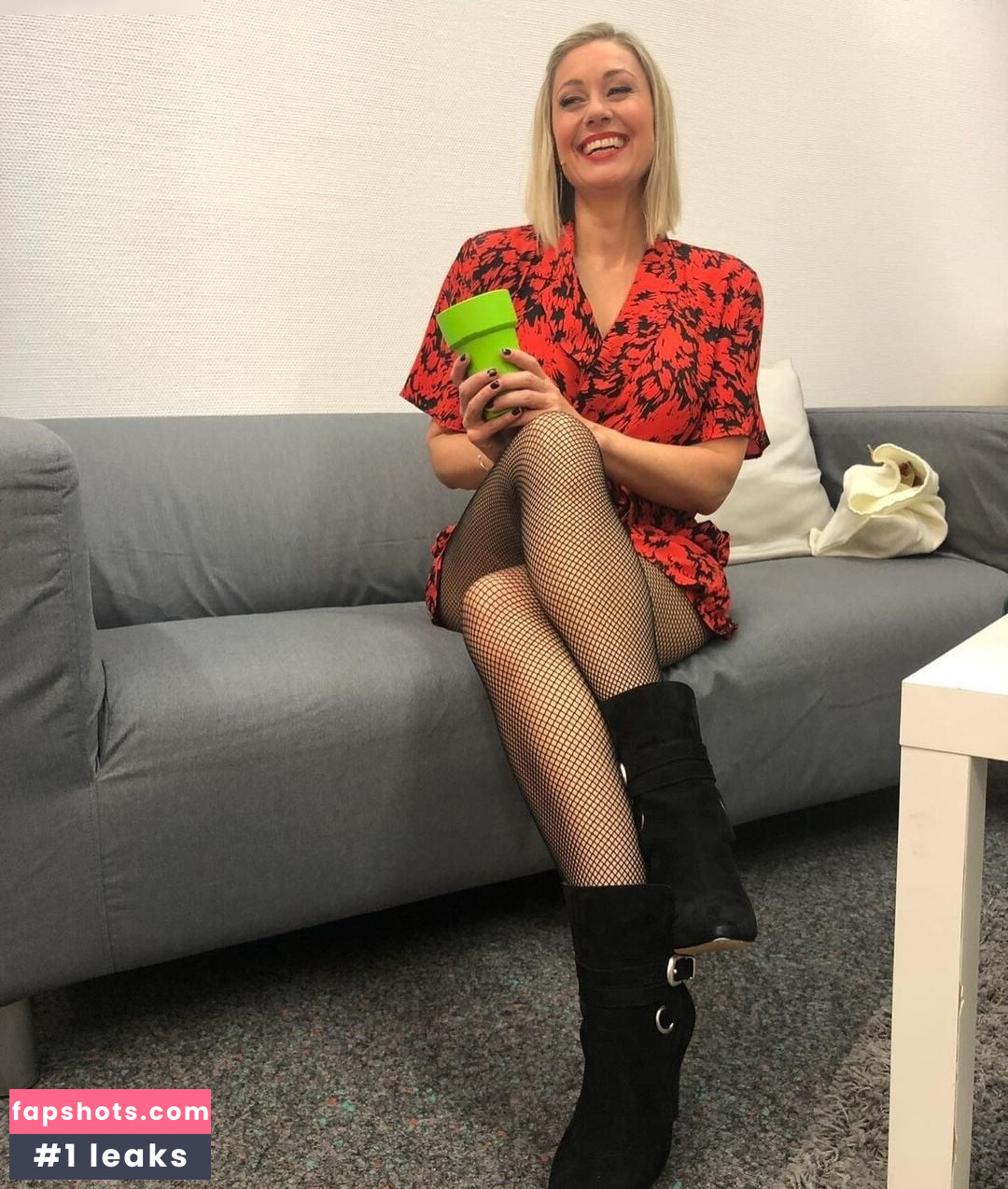 Ruth Moschner Nahé úniky fotek pouze od fanoušků #9 - Fapshots