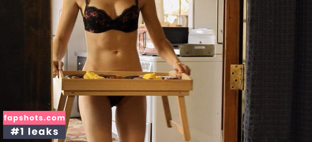 Ruth Reynolds gallery photo #3