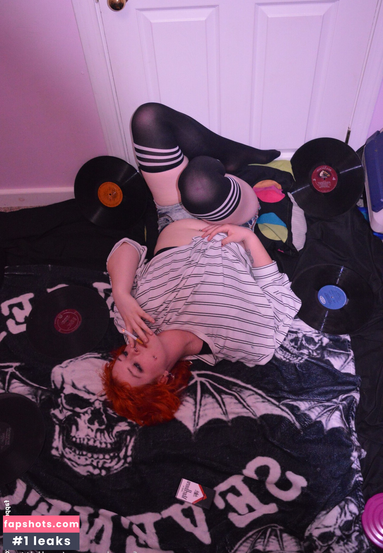 RxdKittxn gallery photo #12