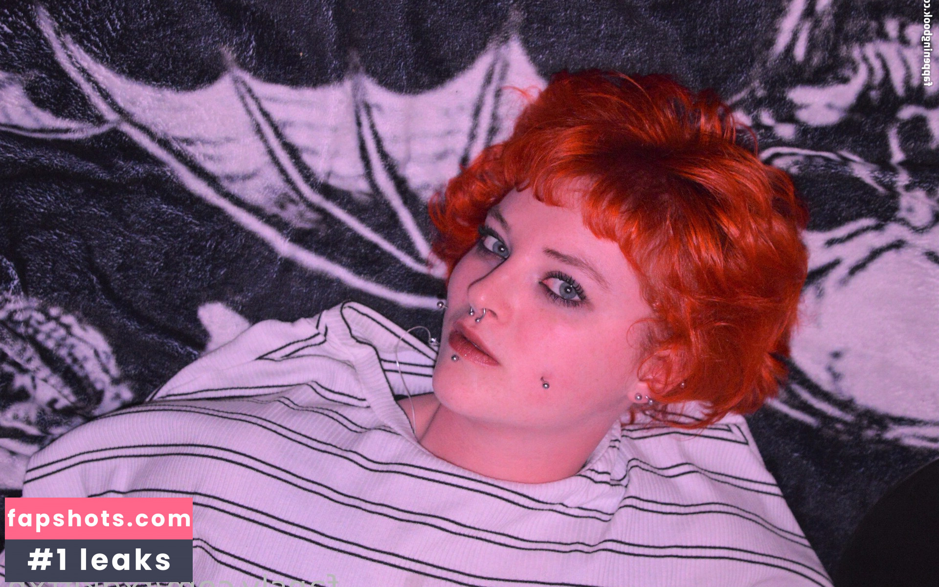 RxdKittxn Filtración Desnuda OnlyFans Foto #14 - Fapshots