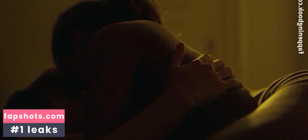 Ryan Michelle Bathe gallery photo #15