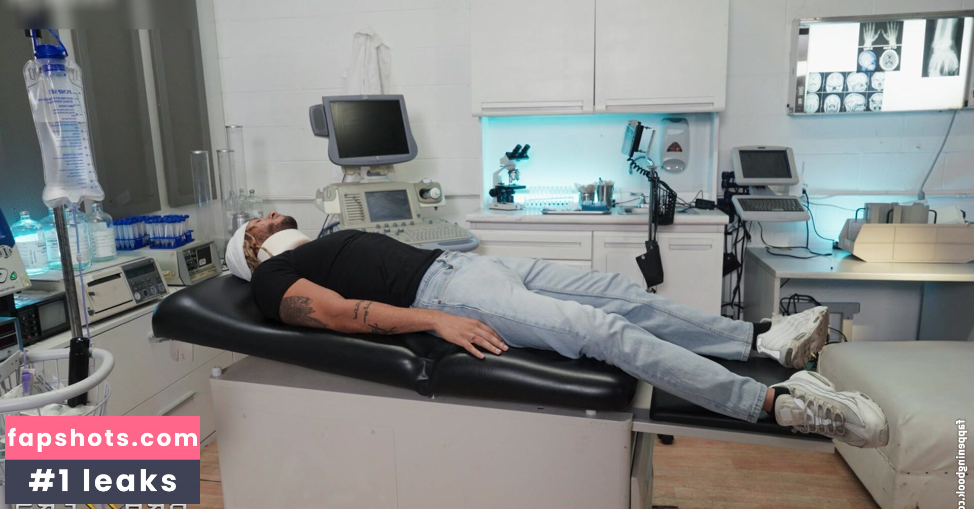 Ryan Reid gallery photo #32