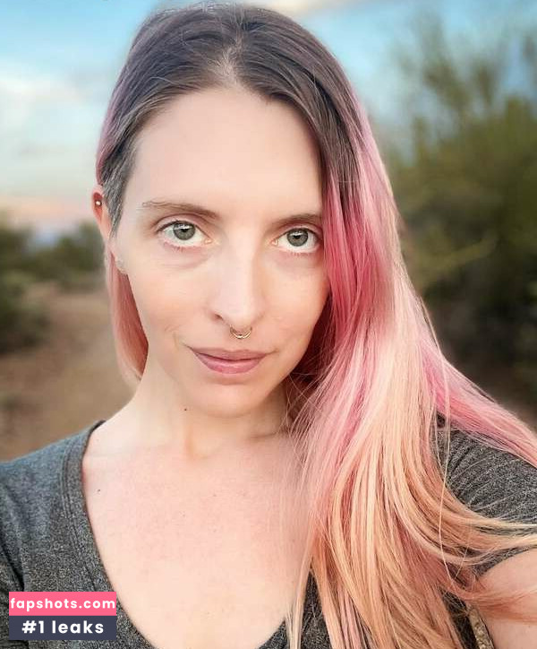 RyAnne Redd gallery photo #13