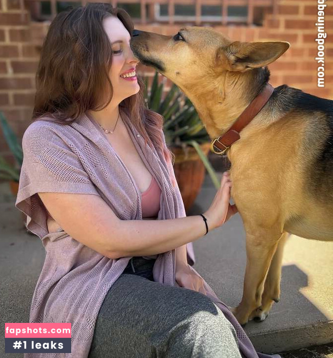 RyAnne Redd gallery photo #4