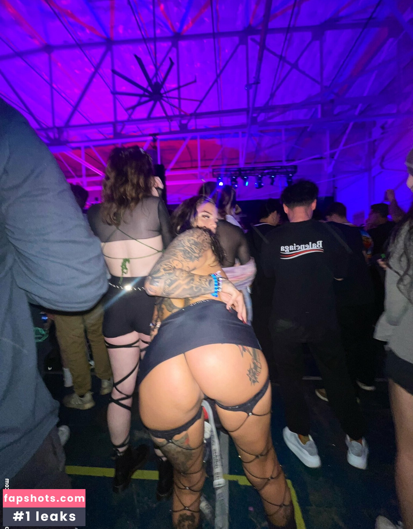 ryderr.xo gallery photo #3