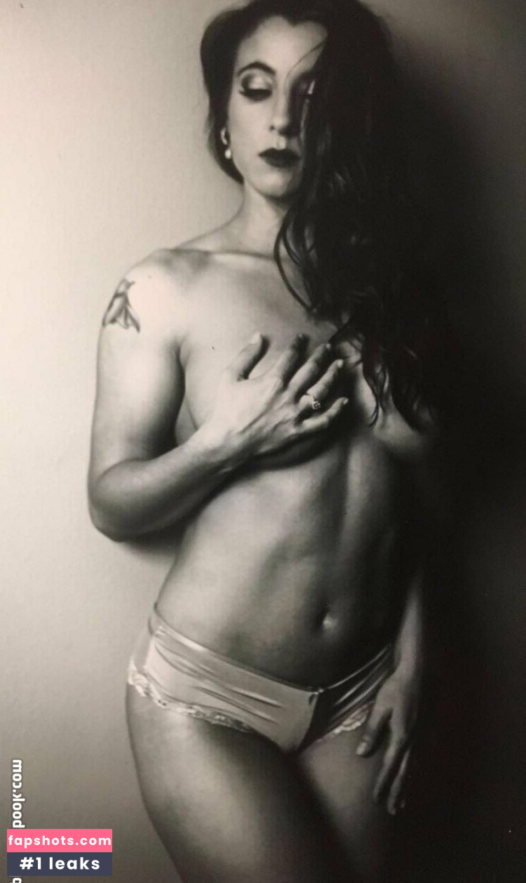 ryliefitfree gallery photo #30