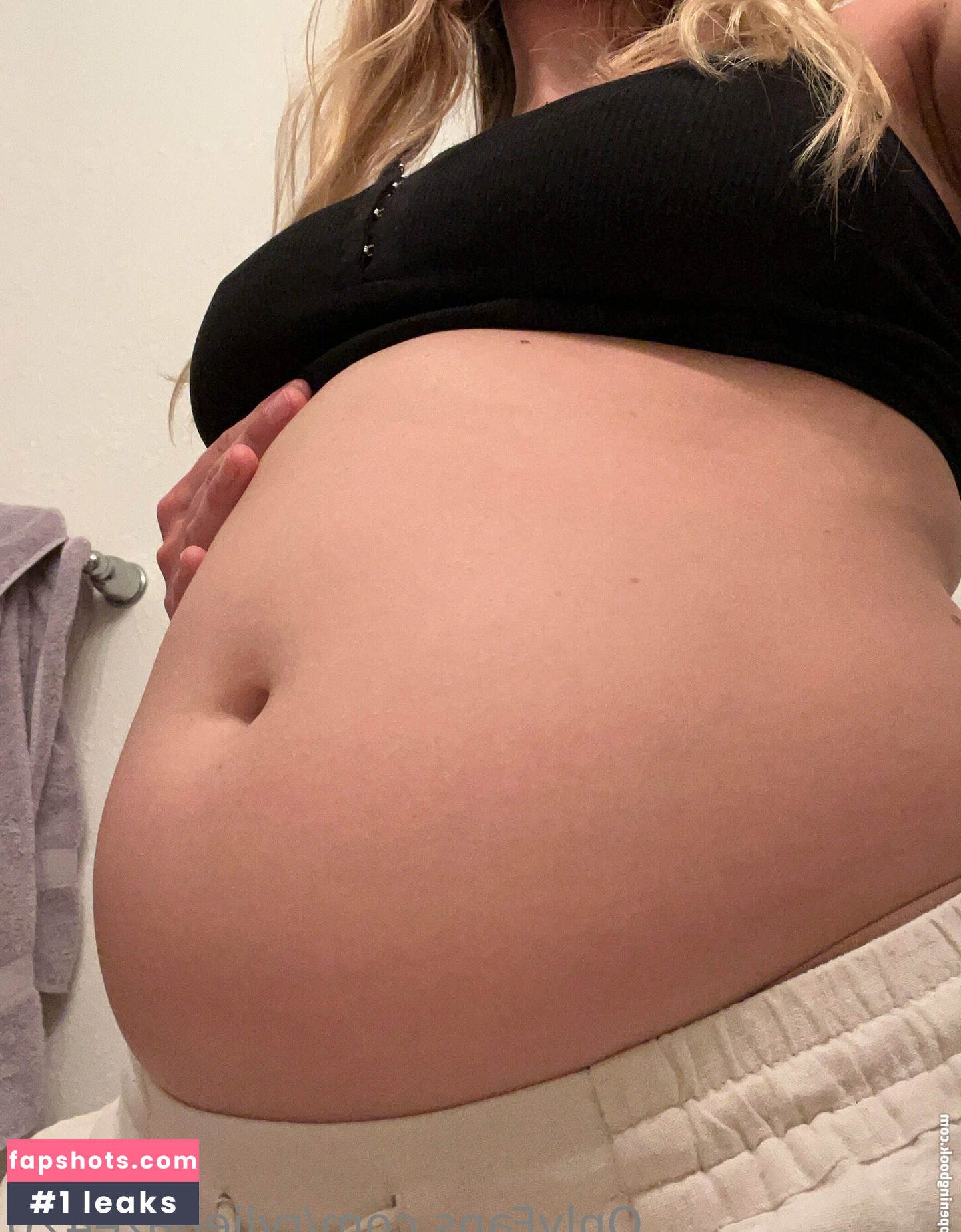 ryliehaze420 Nude Leaks OnlyFans Photos #18 - LeakJerk