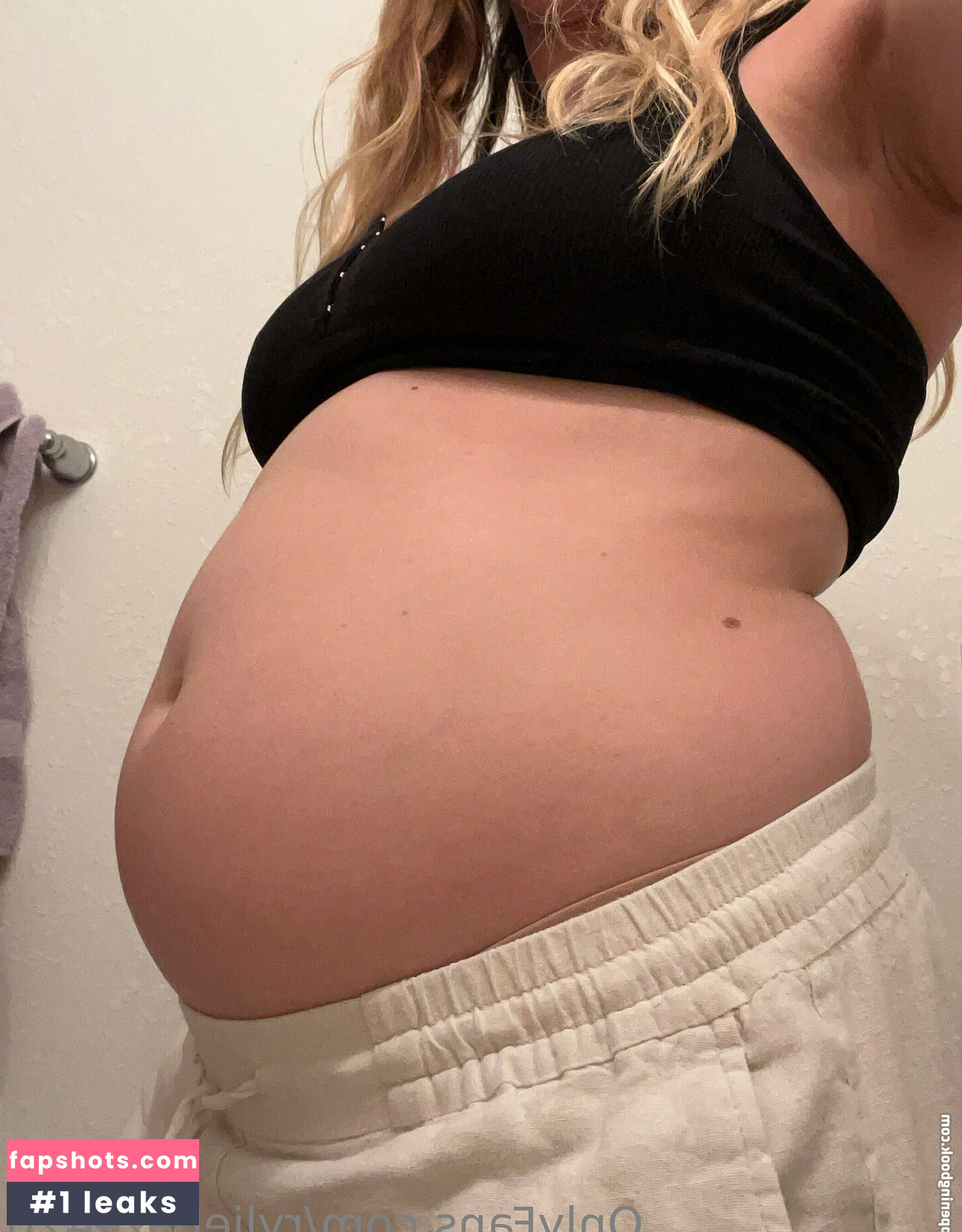 ryliehaze420 Nude Leaks OnlyFans Photos #29 - LeakJerk