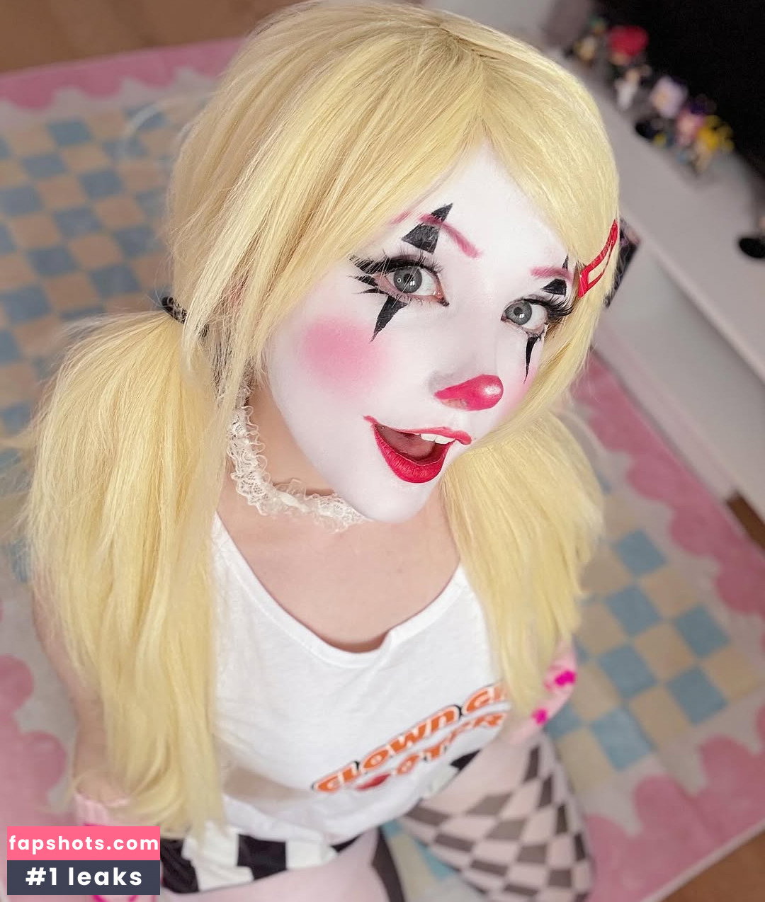 Rynkerbelle gallery photo #9