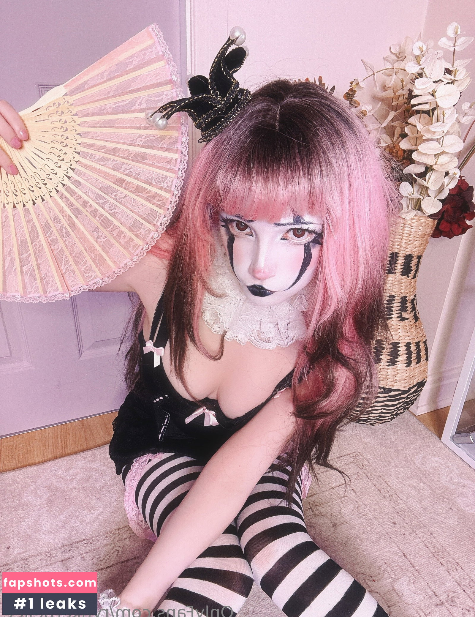 Rynkerbelle gallery photo #260