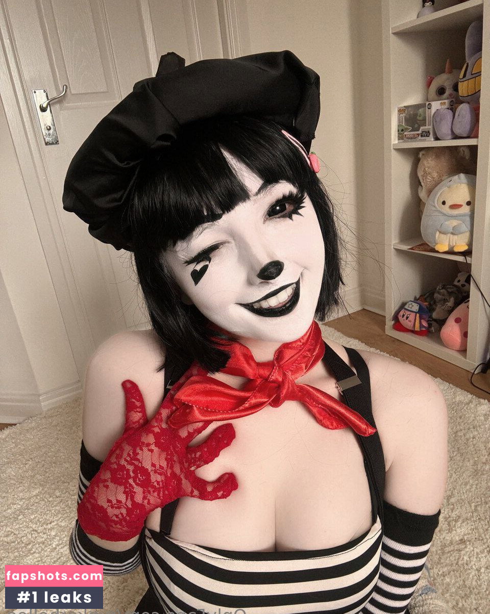 Rynkerbelle gallery photo #17