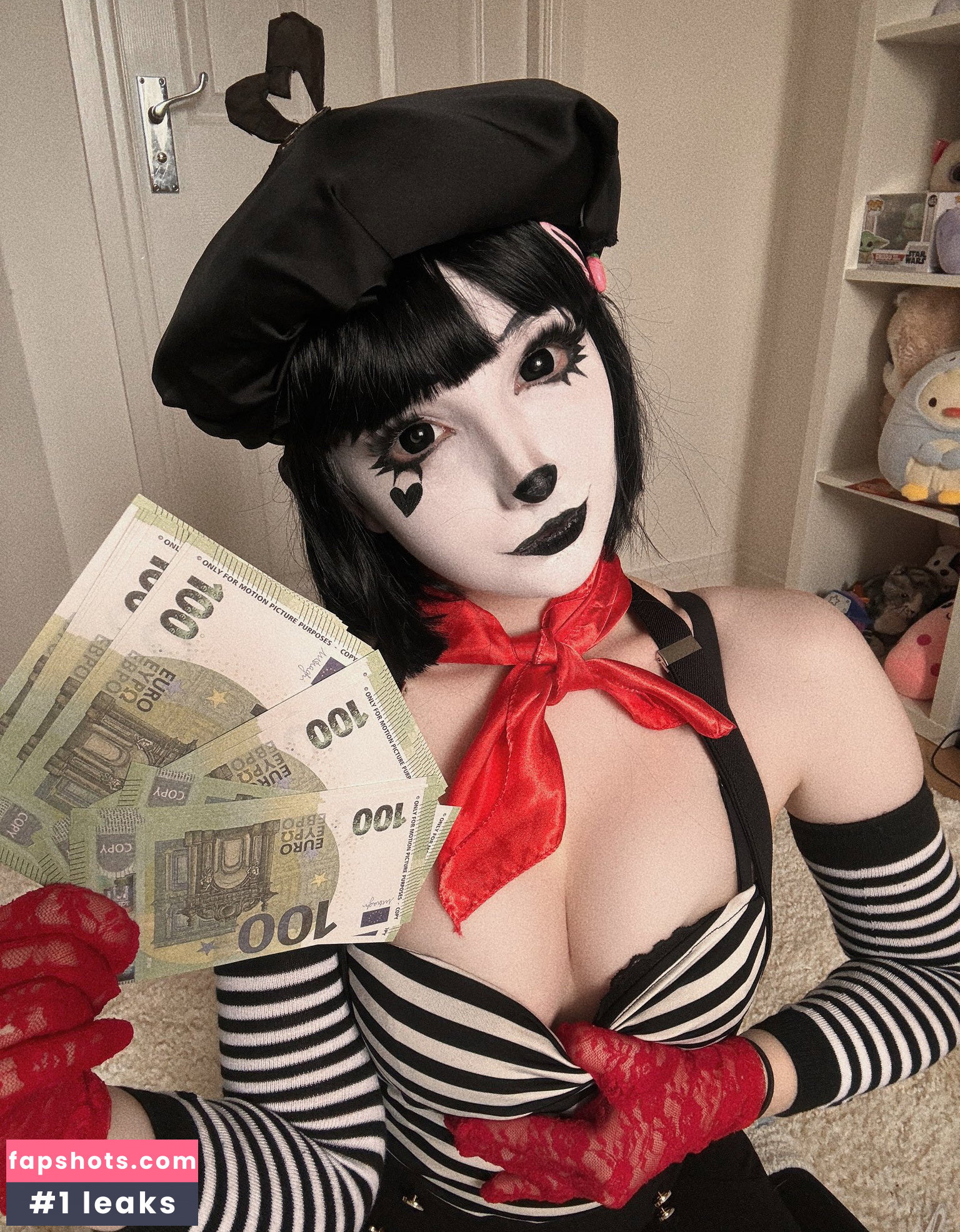 Rynkerbelle gallery photo #1351