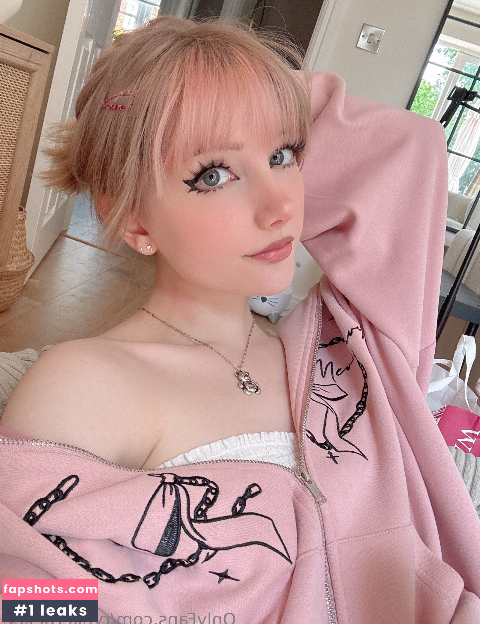 Rynkerbelle gallery photo #1231