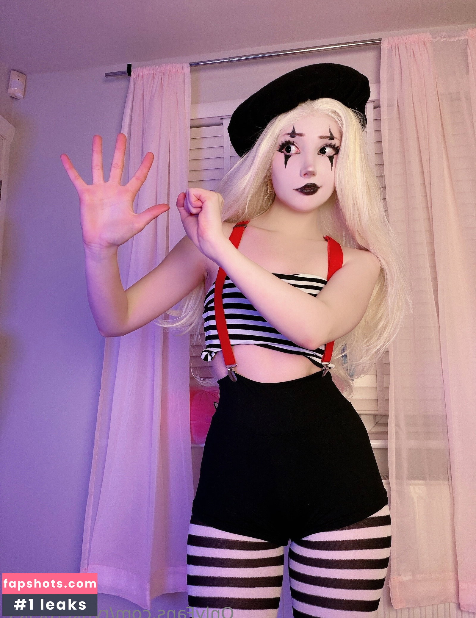 Rynkerbelle gallery photo #1681