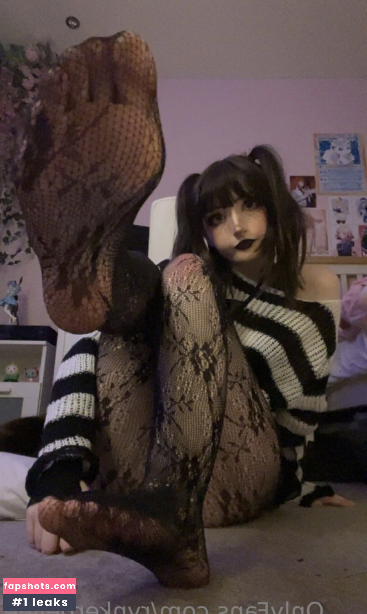 Rynkerbelle gallery photo #1689