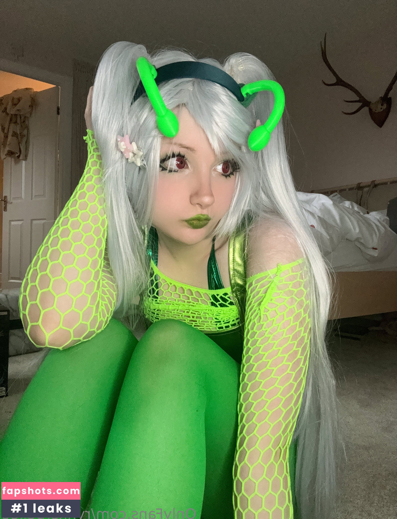Rynkerbelle gallery photo #1779