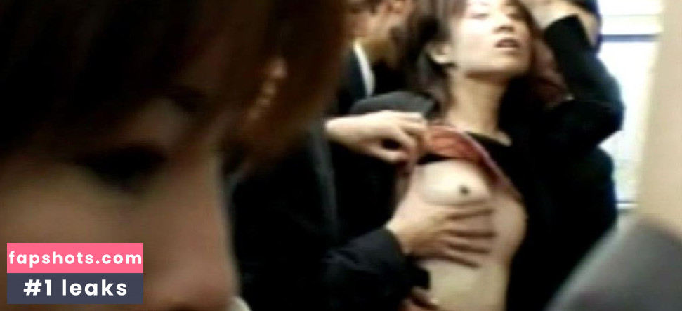 Ryoko Saiki nude babe gallery