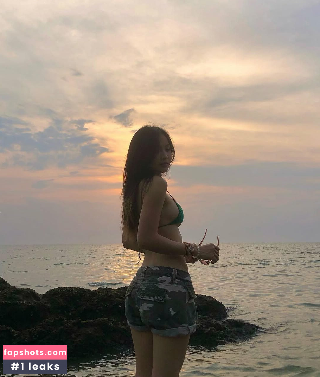 s_suikaa gallery photo #4