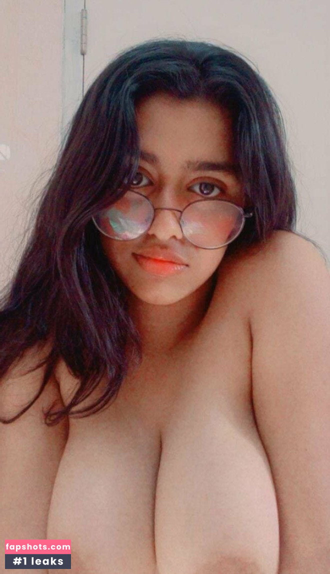 Saba Sanjana nude babe gallery