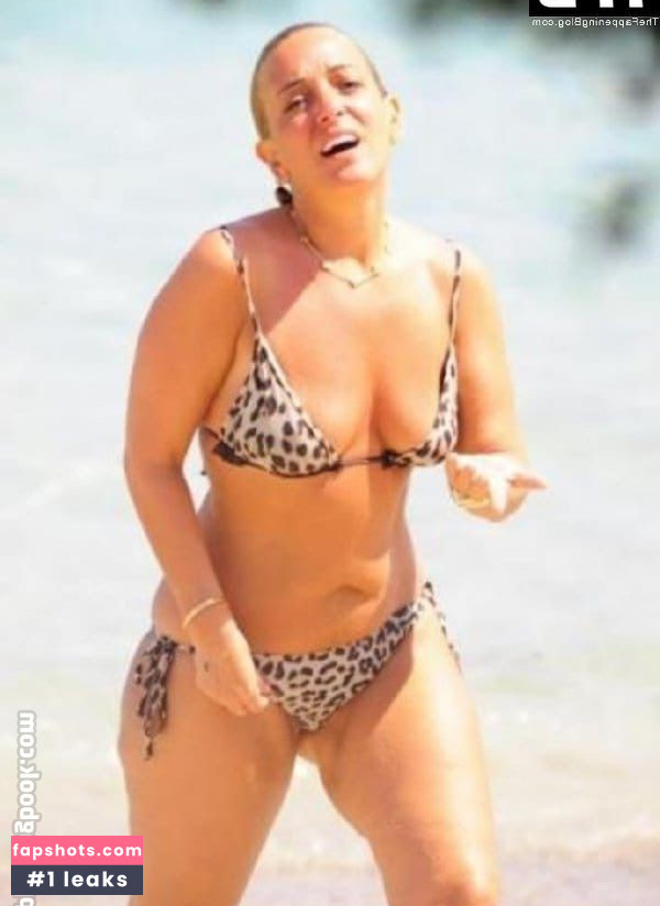 Saba Tuemer Filtración Desnuda OnlyFans Foto #11 - Fapshots