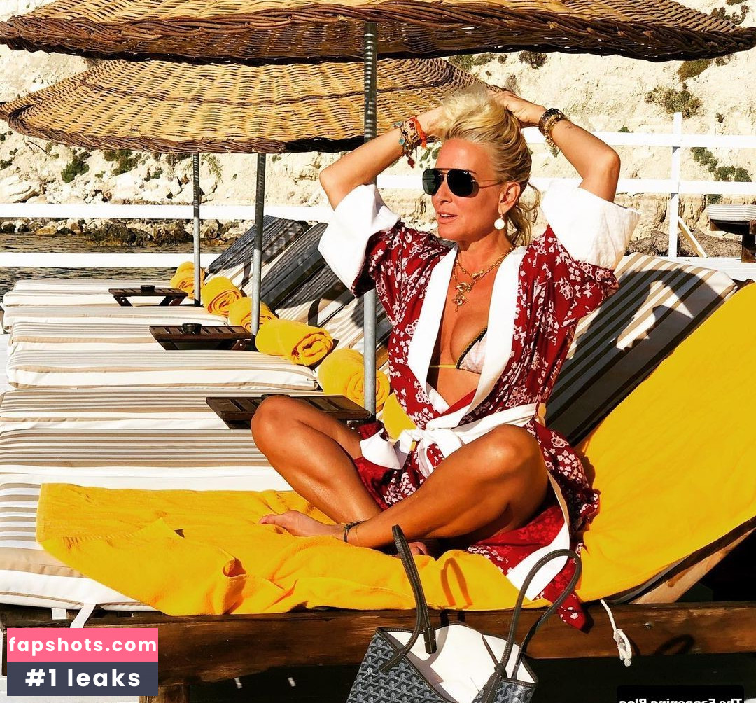 Saba Tuemer Filtración Desnuda OnlyFans Foto #4 - Fapshots