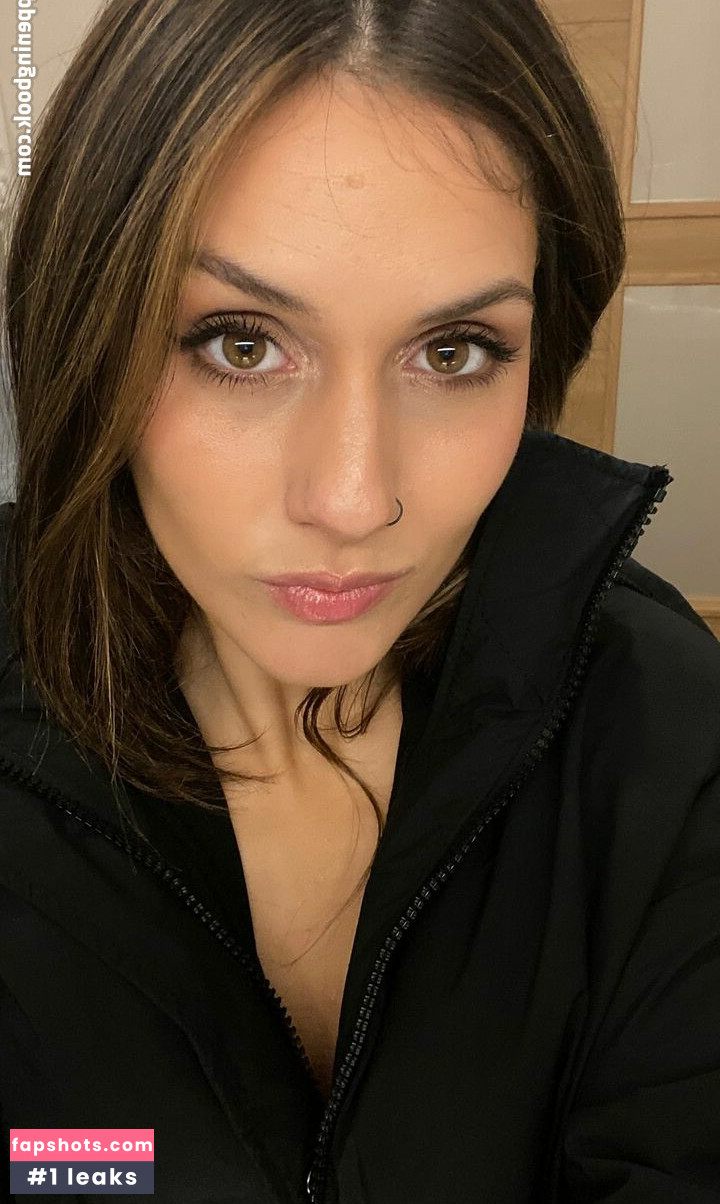 Sabela OT gallery photo #10