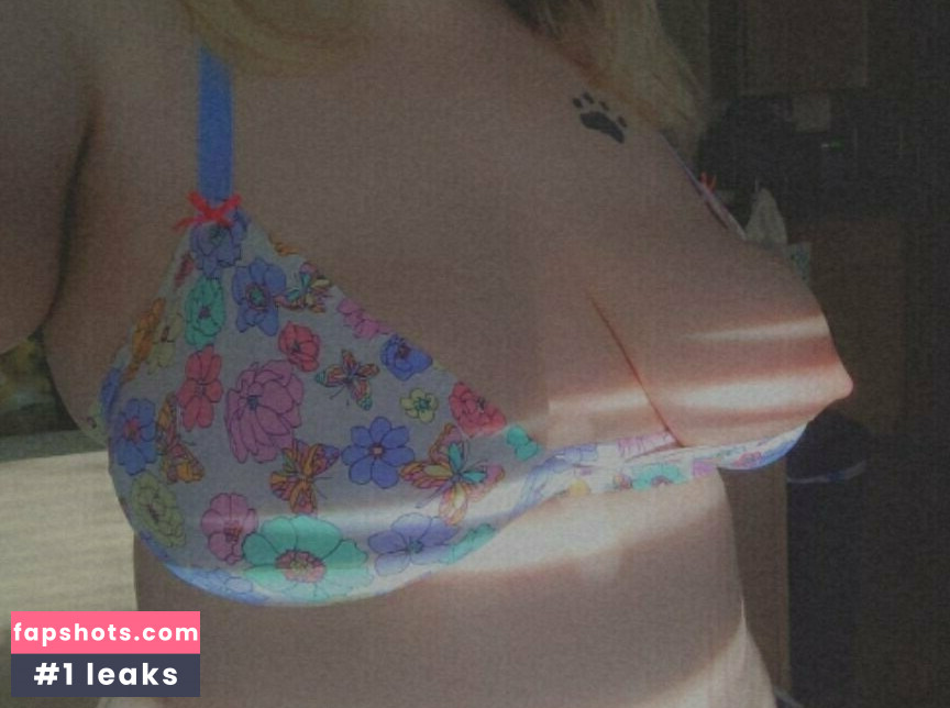 saber_butt Nude Leaks OnlyFans Photos #16 - LeakJerk