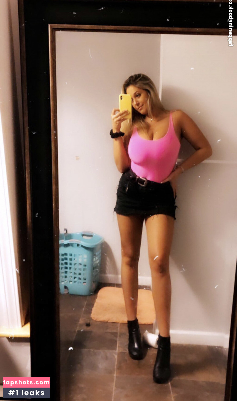 Sabina Badzim gallery photo #23