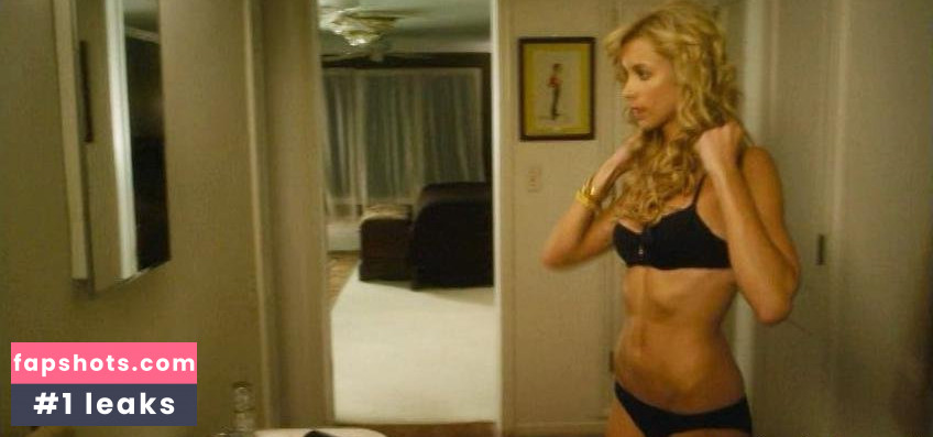 Sabina Gadecki gallery photo #13