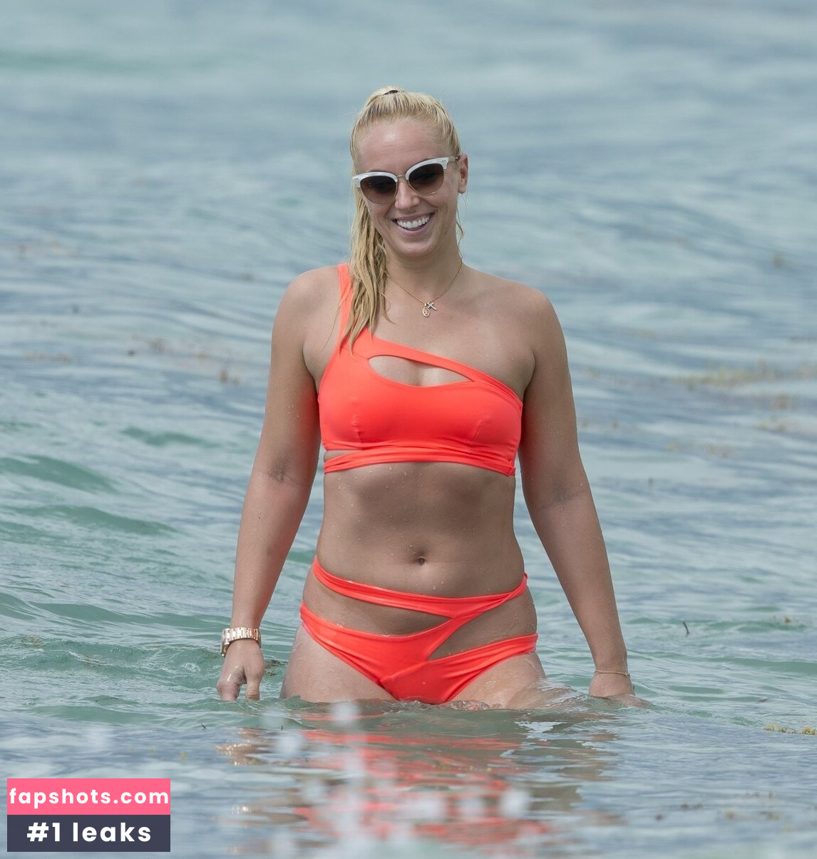 Sabine Lisicki gallery photo #15
