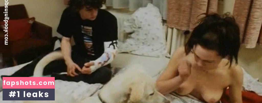 Sabine Timoteo gallery photo #8