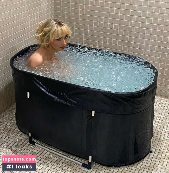 Sabrina Car Nude Leaks OnlyFans Photos #10 - LeakJerk