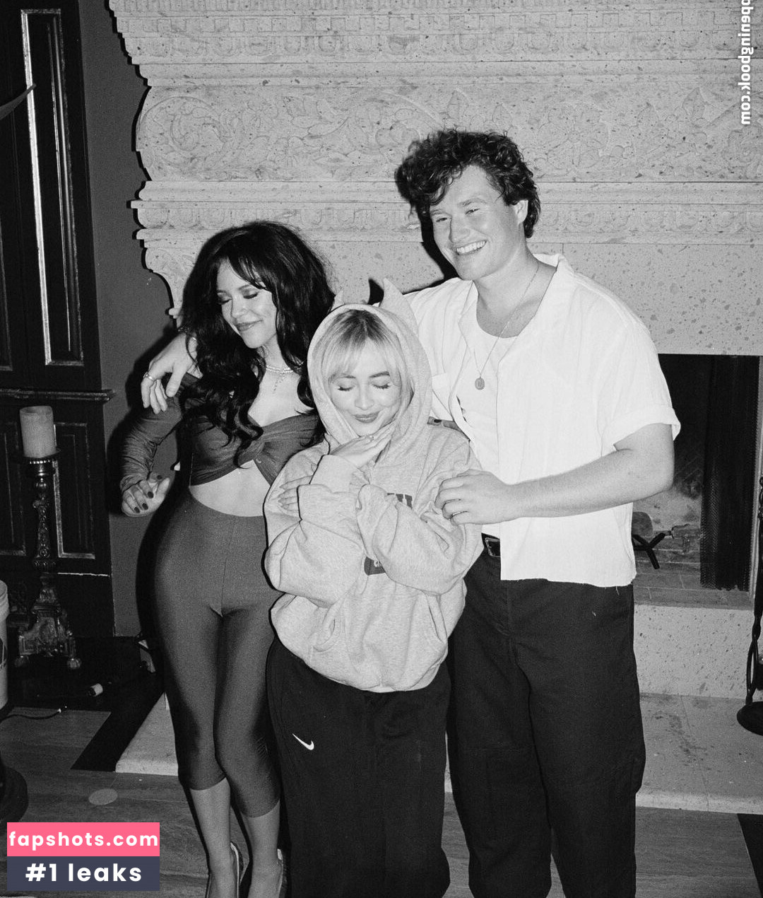 Sabrina Carpenter Filtración Desnuda OnlyFans Foto #1013 - Fapshots