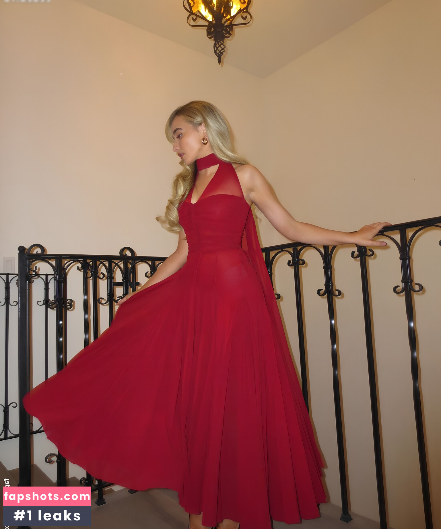 Sabrina Carpenter gallery photo #1175