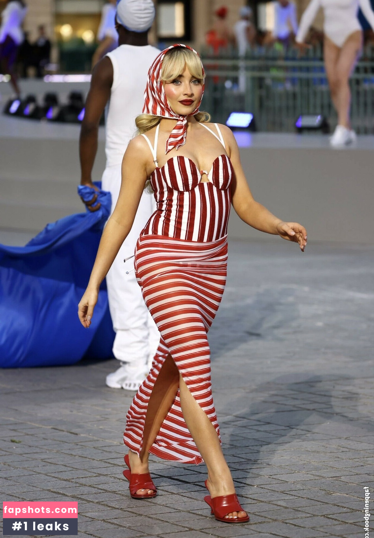 Sabrina Carpenter gallery photo #1190