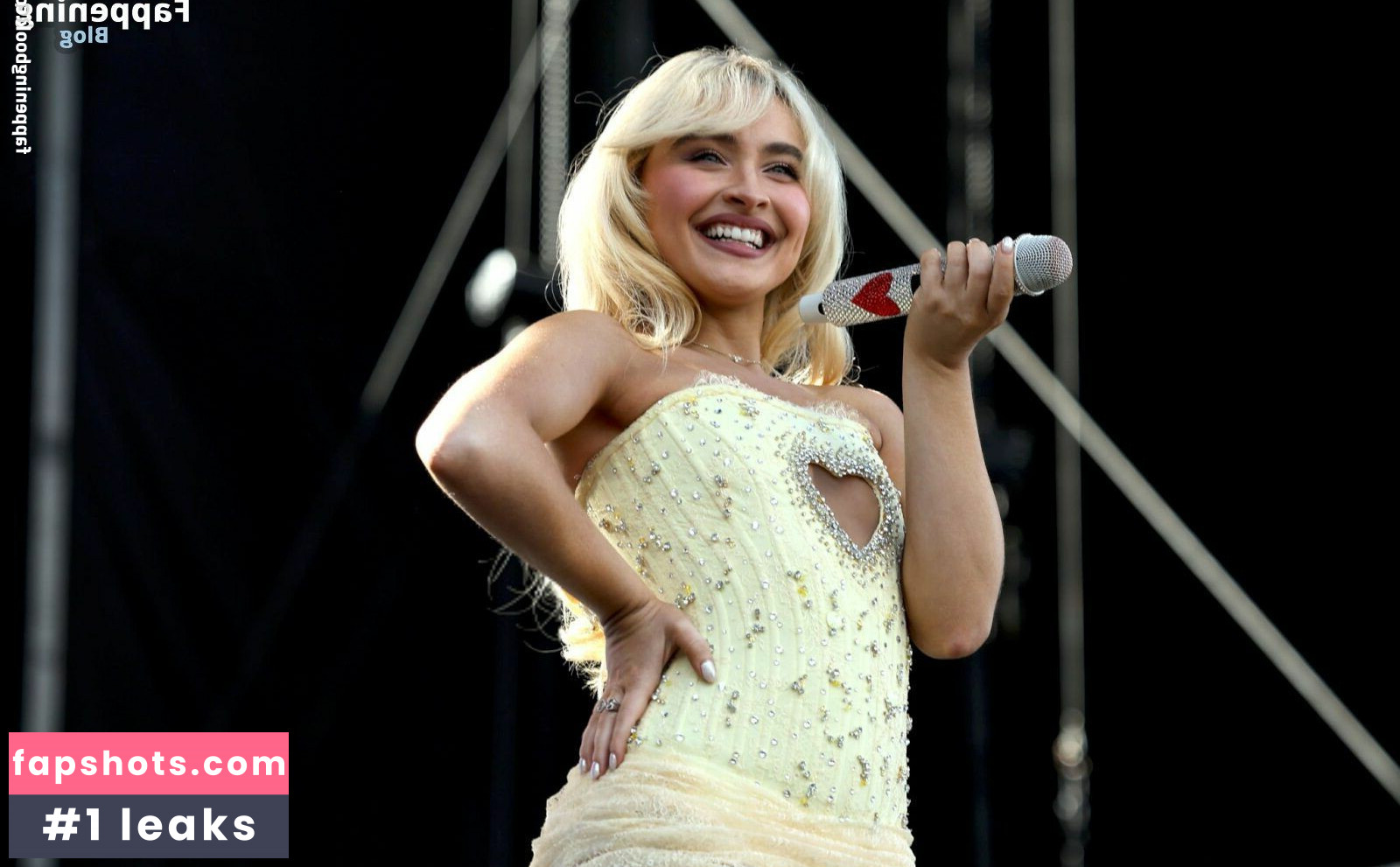 Sabrina Carpenter gallery photo #1234