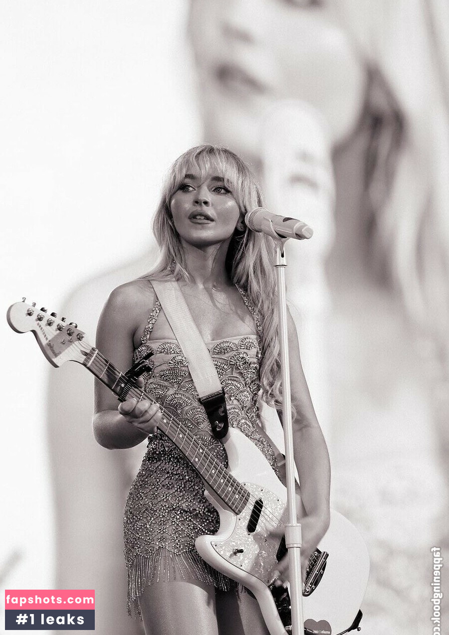 Sabrina Carpenter gallery photo #1489