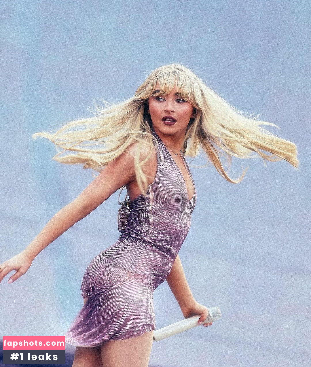 Sabrina Carpenter gallery photo #1532