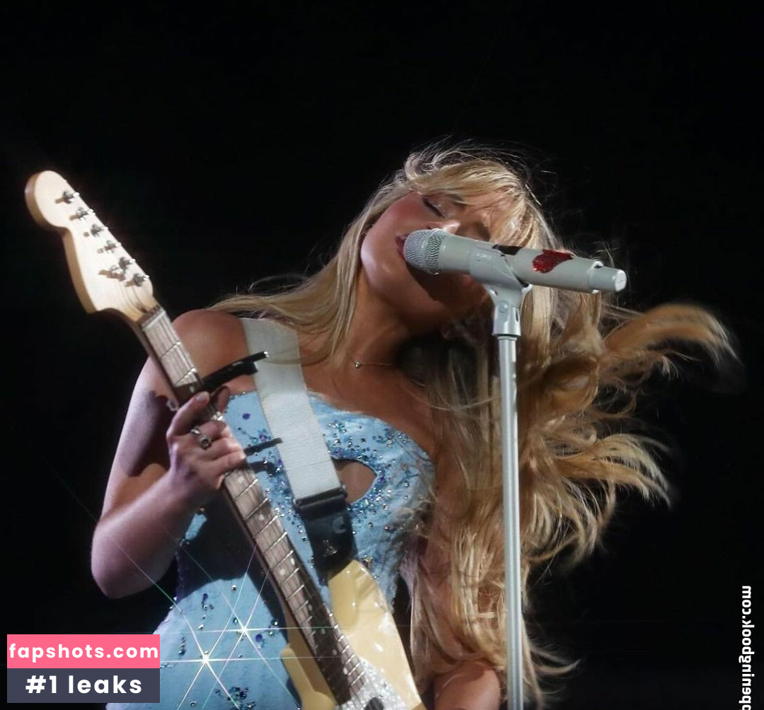 Sabrina Carpenter gallery photo #1577